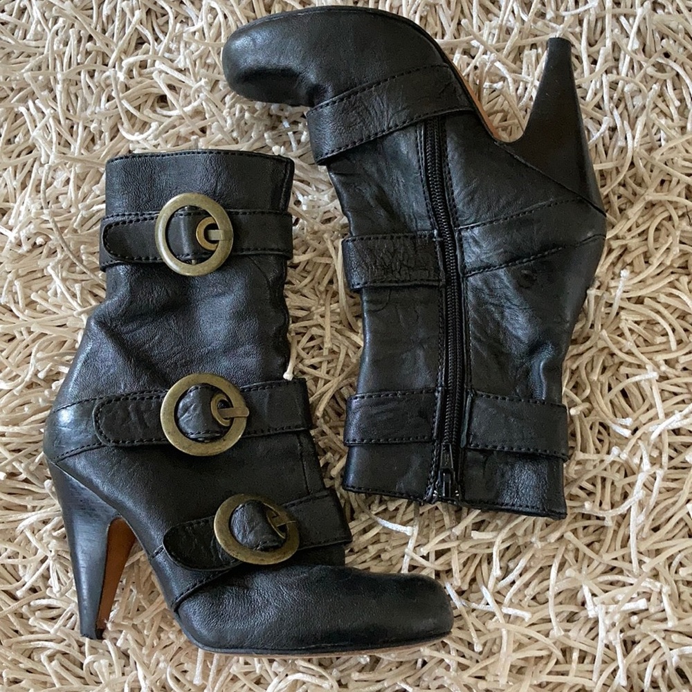 Ankle boots